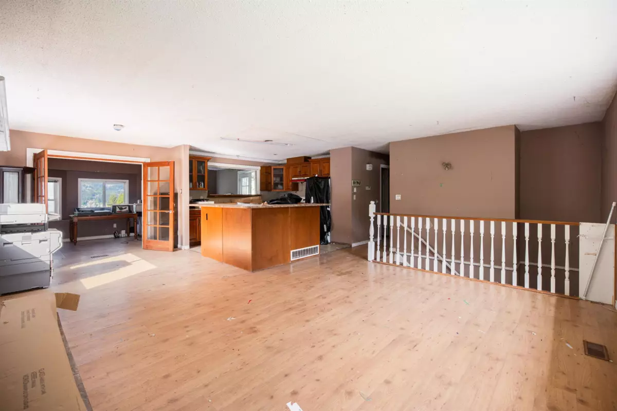 Living Room Photo of 2701 Daybreak Avenue, Coquitlam, BC