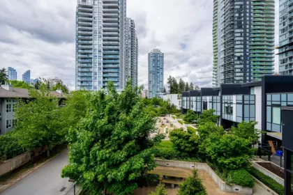 Front Yard Photo of 301 6699 Dunblane Avenue, Burnaby, BC