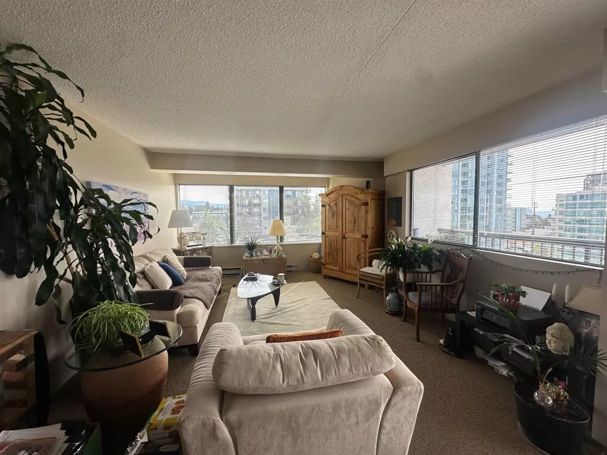 Dining Area Photo of 802 1515 Eastern Avenue, North Vancouver, BC
