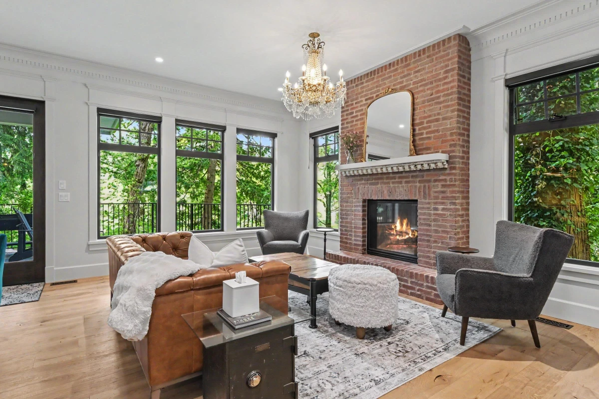 Family Room Photo of 19682 44 Avenue, Langley, BC
