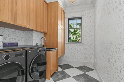 Mudroom Photo of 19682 44 Avenue, Langley, BC