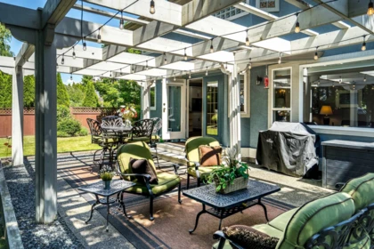 Hot Tub / Spa Photo of 10155 171a Street, Surrey, BC