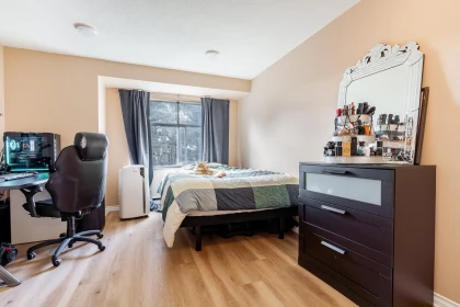 Bedroom 4 Photo of 42 900 W 17th Street, North Vancouver, BC