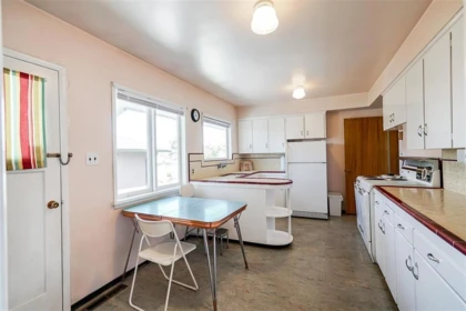 Kitchen Island Photo of 7833 Coquitlam Street, Burnaby, BC