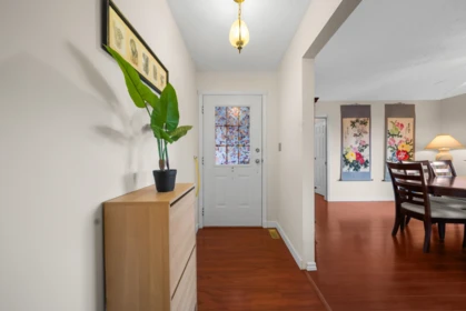 Breakfast Nook Photo of 35382 Rockwell Drive, Abbotsford, BC