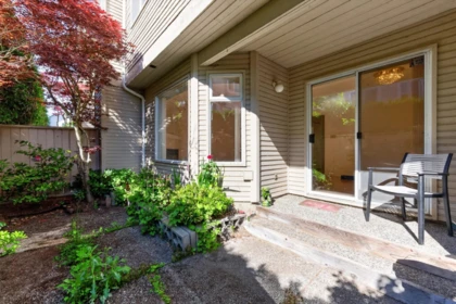 Front Yard Photo of 5 8691 Cook Road, Richmond, BC