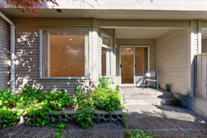 Garden / Landscaping Photo of 5 8691 Cook Road, Richmond, BC