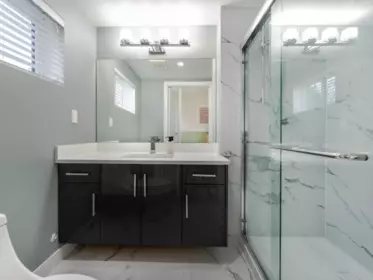Guest Bathroom Photo of 1805 E 37th Avenue, Vancouver, BC