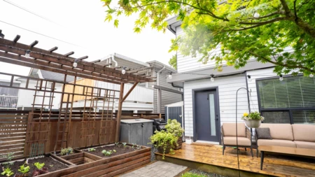 Staircase Photo of 1805 E 37th Avenue, Vancouver, BC