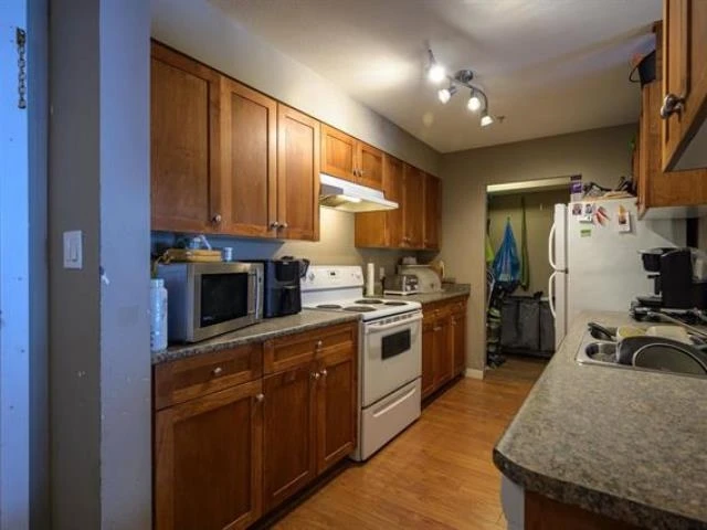Family Room Photo of 312 33960 Old Yale Road, Abbotsford, BC