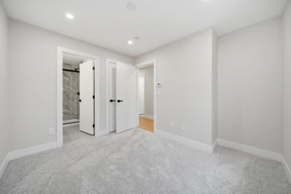 Entry Foyer Photo of 102 5745 172 Street, Surrey, BC