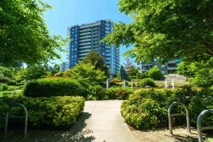 Garden / Landscaping Photo of 107 5981 Gray Avenue, Vancouver, BC