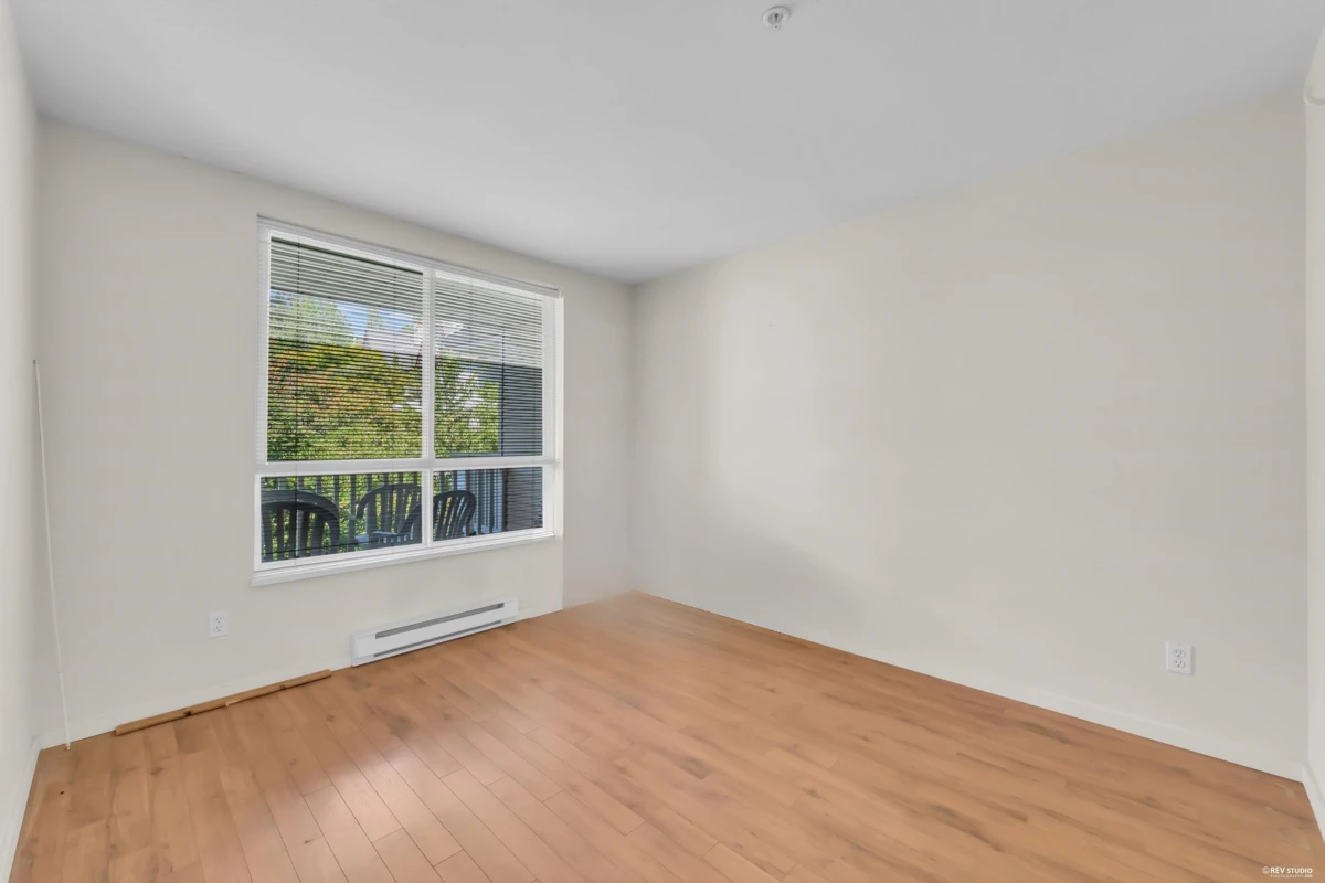 Family Room Photo of 306 6833 Village Grn, Burnaby, BC