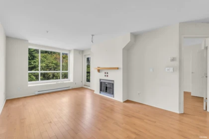 306 6833 Village Grn, Burnaby, BC, Burnaby — Apartment/Condo for sale