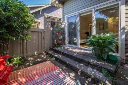 Breakfast Nook Photo of 2413 W 5th Avenue, Vancouver, BC