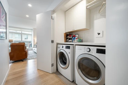 Office / Den Photo of 507 1439 George Street, White Rock, BC