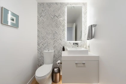 Powder Room Photo of 507 1439 George Street, White Rock, BC