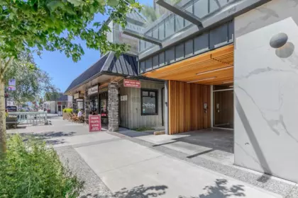 Kitchen Photo of 303 38165 Cleveland Avenue, Squamish, BC
