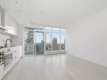 3903 4670 Assembly Way, Burnaby, BC, Burnaby — Apartment/Condo for sale