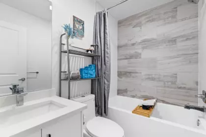 Mudroom Photo of 83 24108 104 Avenue, Maple Ridge, BC
