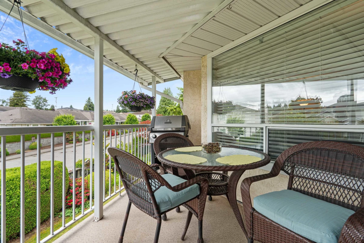 Family Room Photo of 14 2475 Emerson Street, Abbotsford, BC