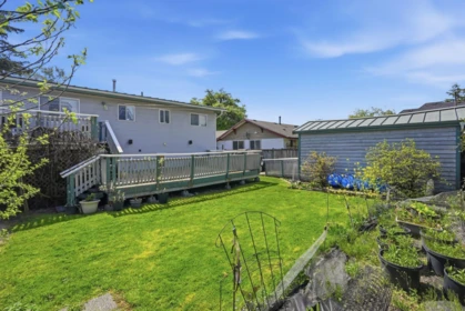 17569 60 Avenue, Surrey, BC, Surrey — Single Family Residence for sale