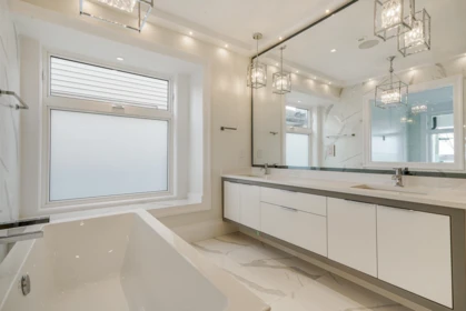 Office / Den Photo of 15729 Cliff Avenue, White Rock, BC