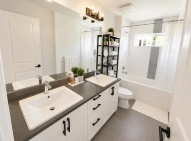 Breakfast Nook Photo of 11377 Mcdougal Street, Maple Ridge, BC