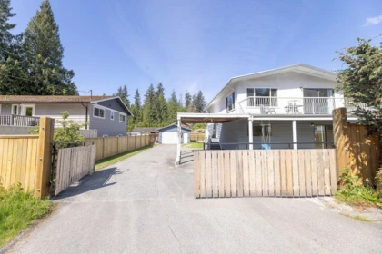 Garden / Landscaping Photo of 5607 Wakefield Road, Sechelt, BC