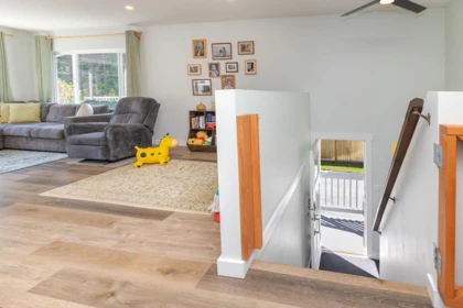 Mudroom Photo of 5607 Wakefield Road, Sechelt, BC