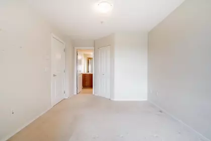 Entry Foyer Photo of 201 3082 Dayanee Springs Boulevard, Coquitlam, BC