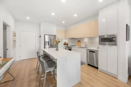 Kitchen Island Photo of 413 1792 Starling Drive, Tsawwassen, BC