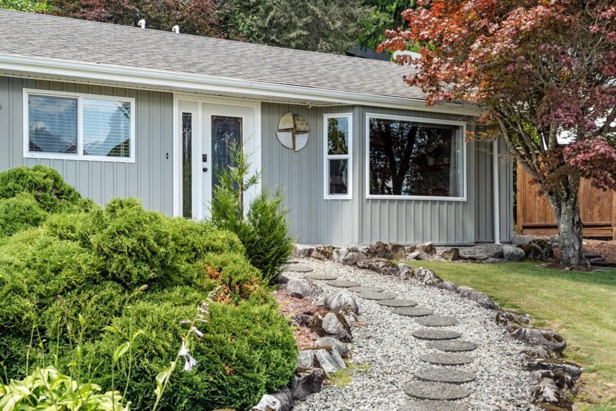 Family Room Photo of 34347 Jasper Avenue, Mission, BC