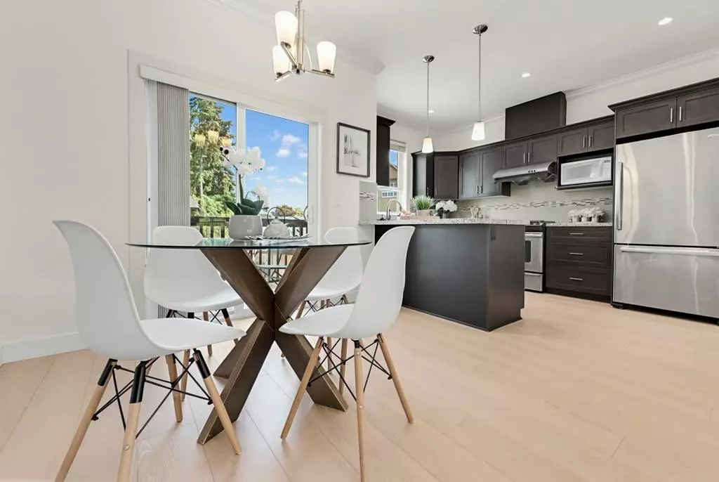Dining Area Photo of 4 7140 Railway Avenue, Richmond, BC