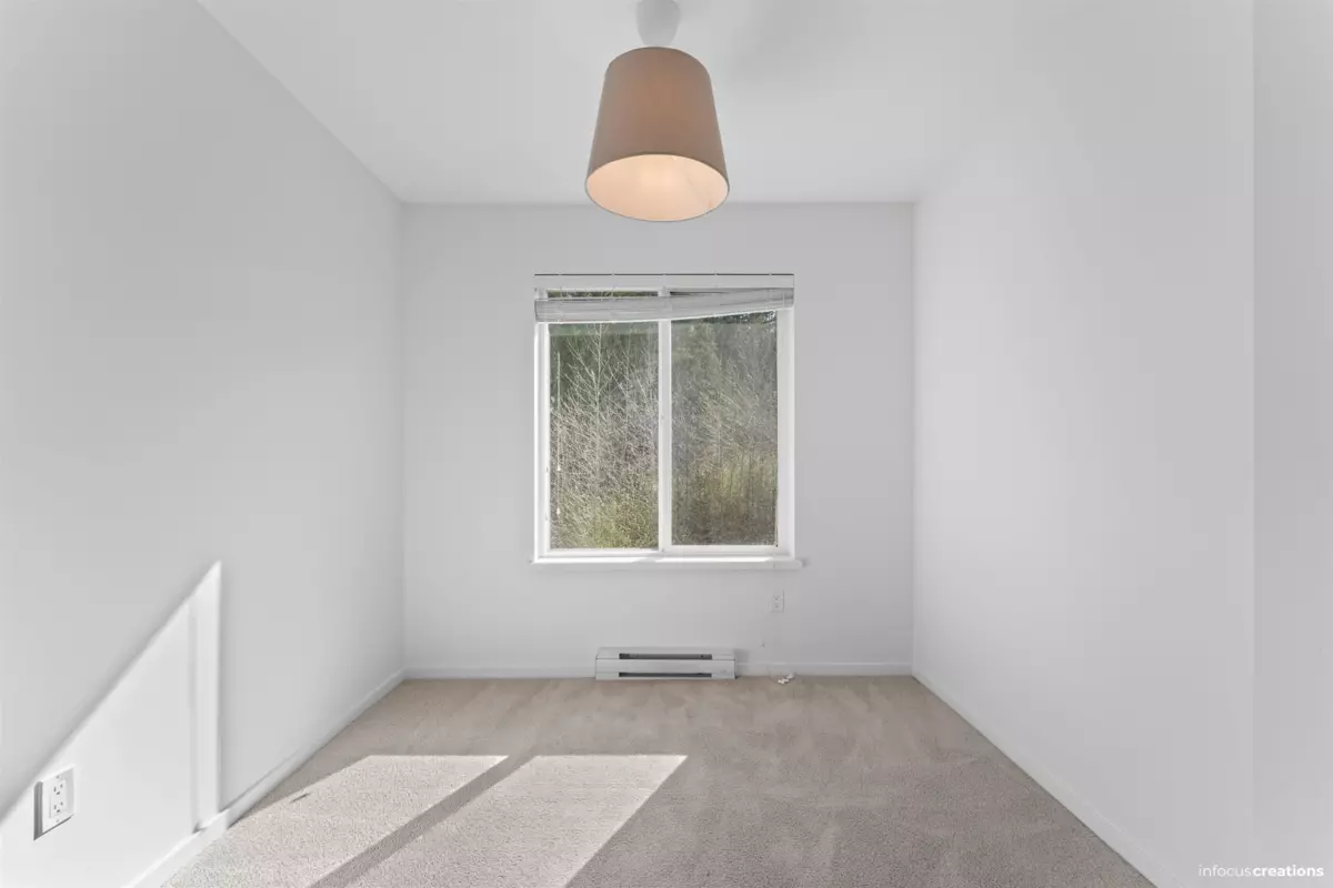 Dining Area Photo of 30 8130 136a Street, Surrey, BC