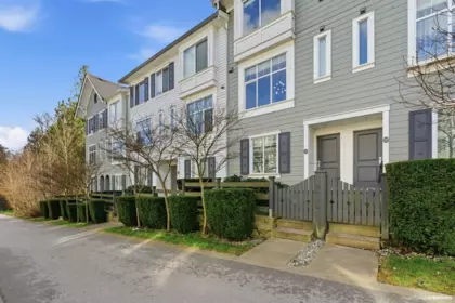 30 8130 136a Street, Surrey, BC, Surrey — Townhouse for sale