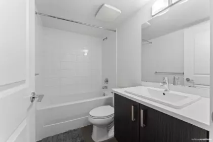 Primary Bathroom Photo of 30 8130 136a Street, Surrey, BC