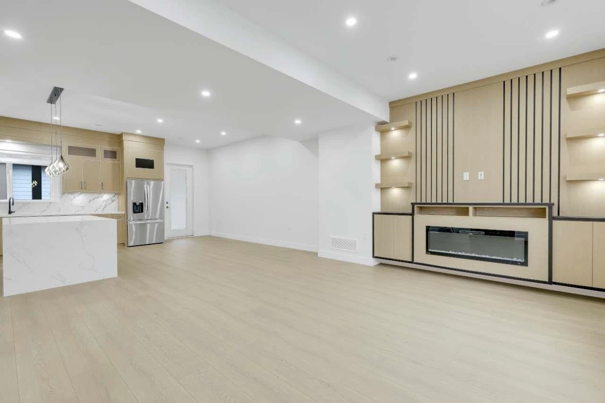 Living Room Photo of 102 9964 120 Street, Surrey, BC