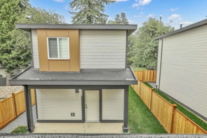 Backyard Photo of 102 9964 120 Street, Surrey, BC