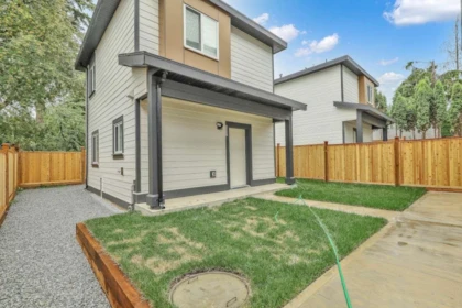 Community Amenities Photo (Clubhouse) of 102 9964 120 Street, Surrey, BC