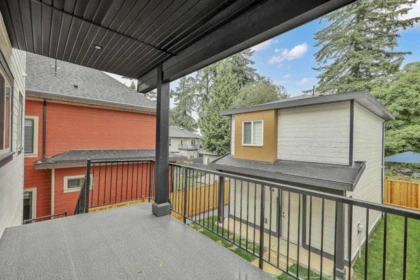 Outdoor Patio Photo of 102 9964 120 Street, Surrey, BC