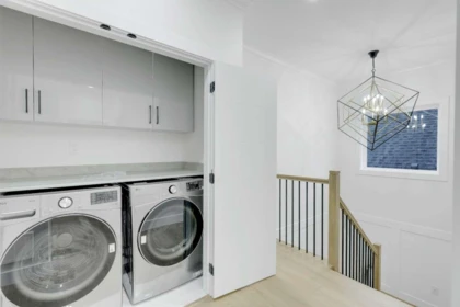 Powder Room Photo of 102 9964 120 Street, Surrey, BC