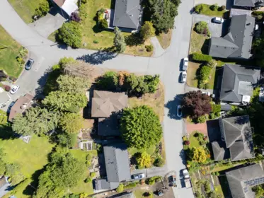 2495 Lauralynn Drive, North Vancouver, BC, North Vancouver — Single Family Residence for sale