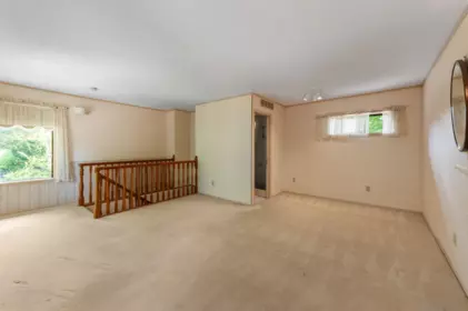 Hot Tub / Spa Photo of 2495 Lauralynn Drive, North Vancouver, BC