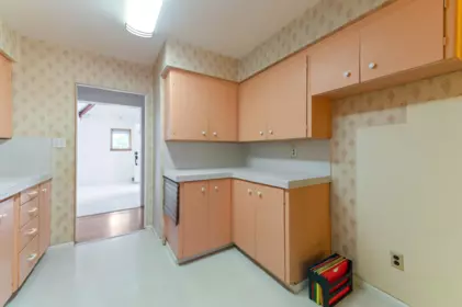 Laundry Room Photo of 2495 Lauralynn Drive, North Vancouver, BC