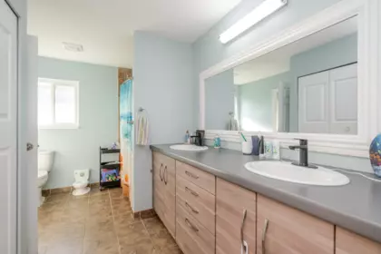 Laundry Room Photo of 2 45640 Storey Avenue, Chilliwack, BC