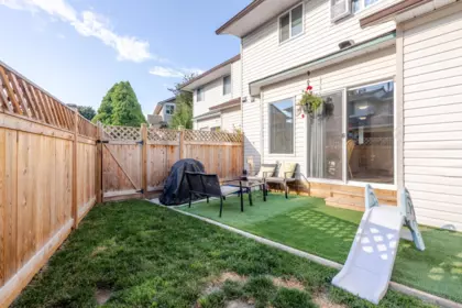 Outdoor Deck Photo of 2 45640 Storey Avenue, Chilliwack, BC