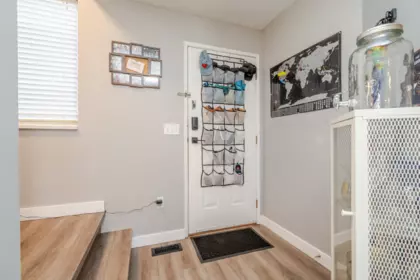 Powder Room Photo of 2 45640 Storey Avenue, Chilliwack, BC