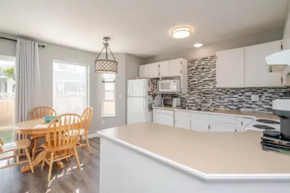 Primary Bedroom Photo of 2 45640 Storey Avenue, Chilliwack, BC