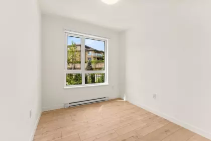 Basement Recreation Room Photo of 124 13788 76 Avenue, Surrey, BC